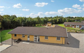 Cozy Home In Oksbøl With Indoor Swimming Pool